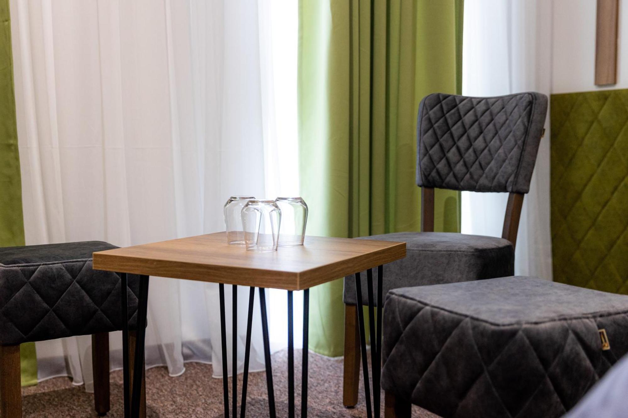 Hostel Tron Travnik Εξωτερικό φωτογραφία
