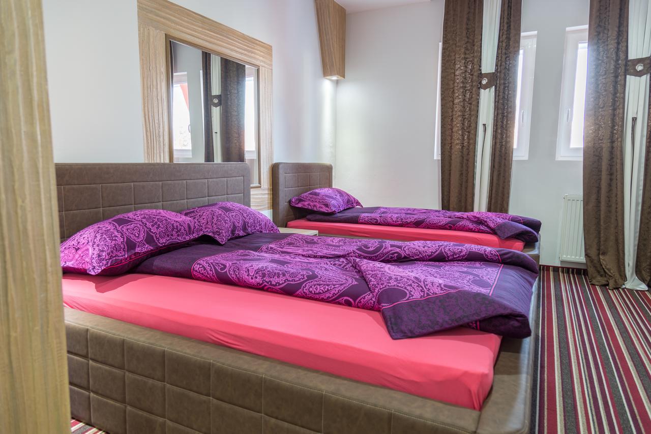 Hostel Tron Travnik Εξωτερικό φωτογραφία